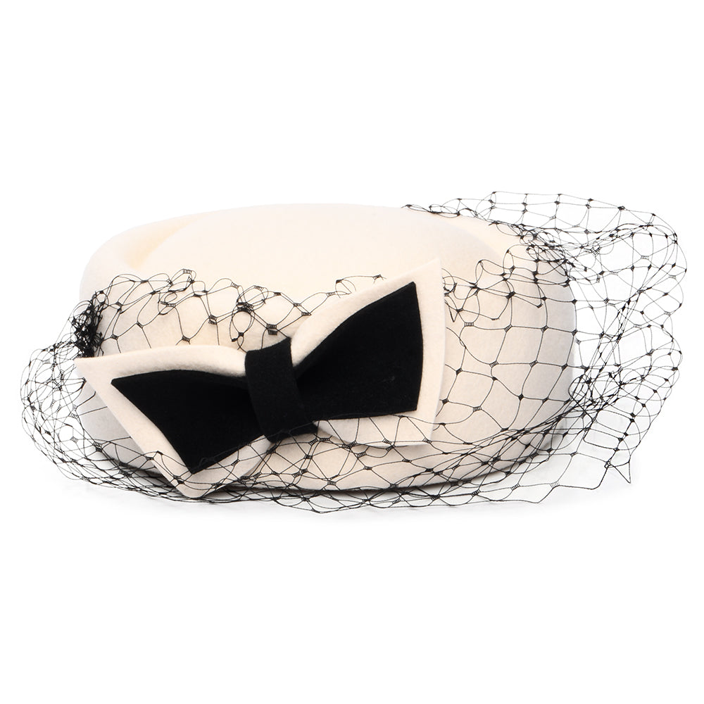 Chapeau Calot en Laine avec Voile Carrie blanc hiver WHITELEY