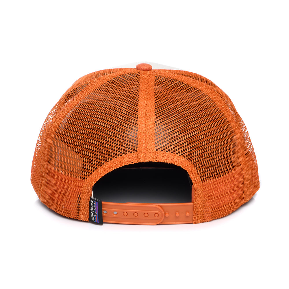 Casquette Trucker en Coton Bio P-6 Logo blanc-rouille PATAGONIA