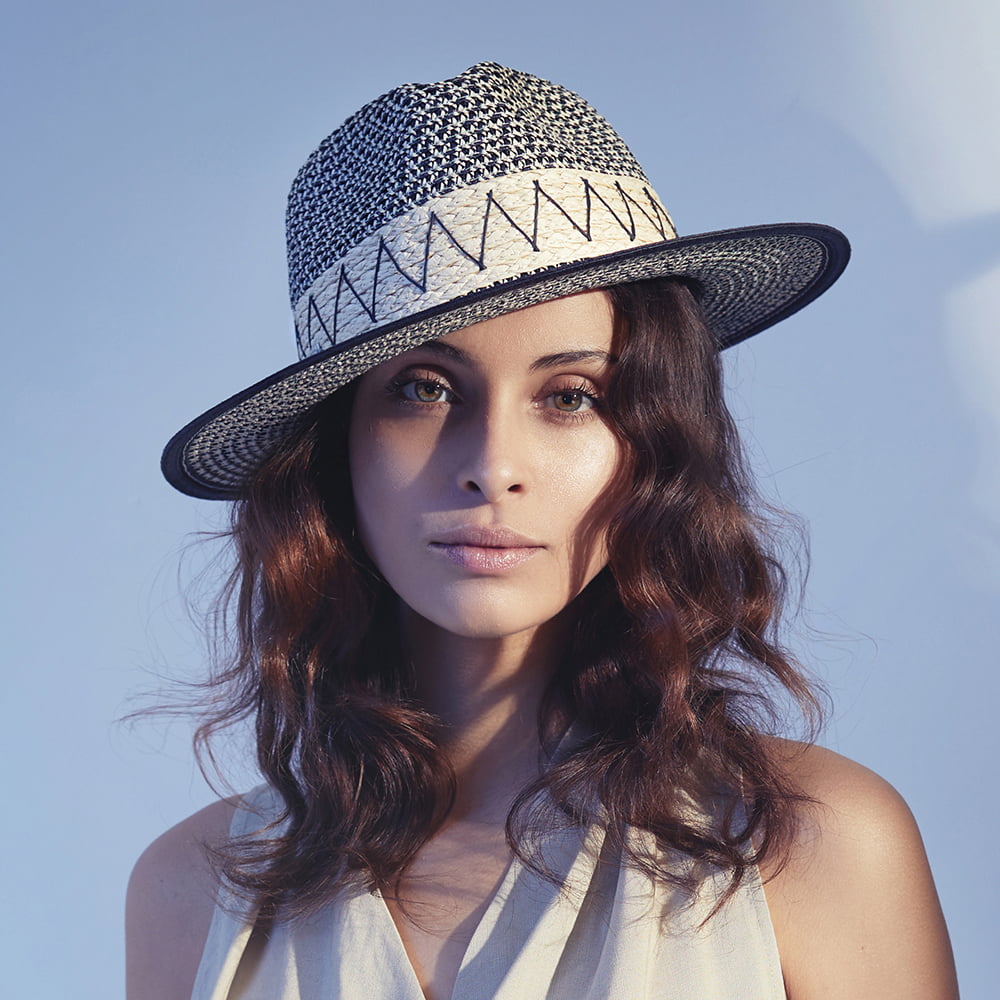 Chapeau Fedora en Paille Toyo Zigzag naturel-noir SEEBERGER
