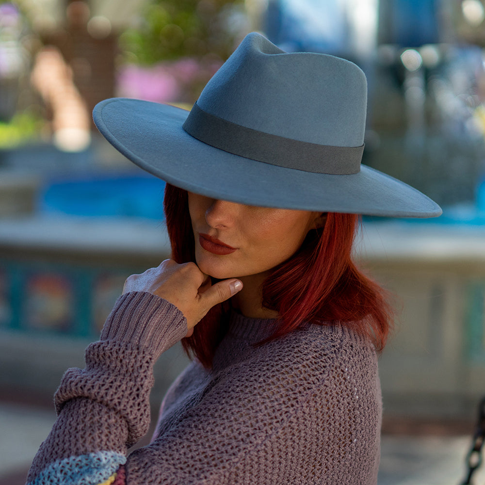 Chapeau Fedora Safari en Laine Feutrée Inaki bleu glacé SCALA