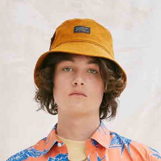 Chapeau Bob avec Poche No Horse Pull Logo Patch khaki LEVI'S