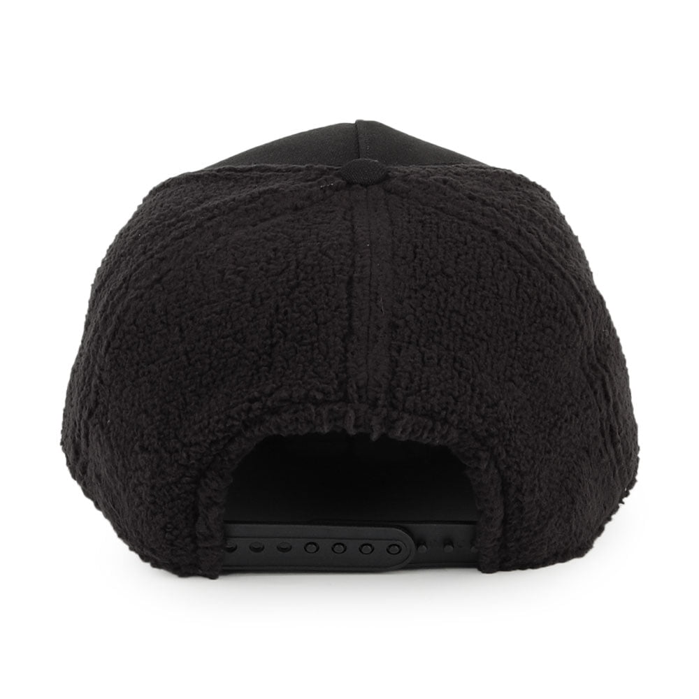 Casquette Trucker MLB Sherpa New York Yankees noir NEW ERA