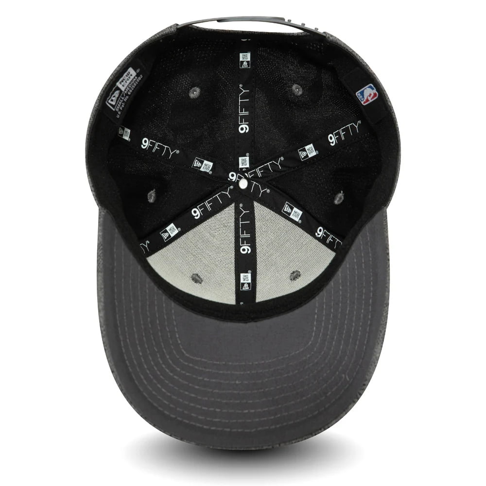 Casquette Snapback 9FIFTY MLB Engineered Plus New York Yankees noir-gris NEW ERA