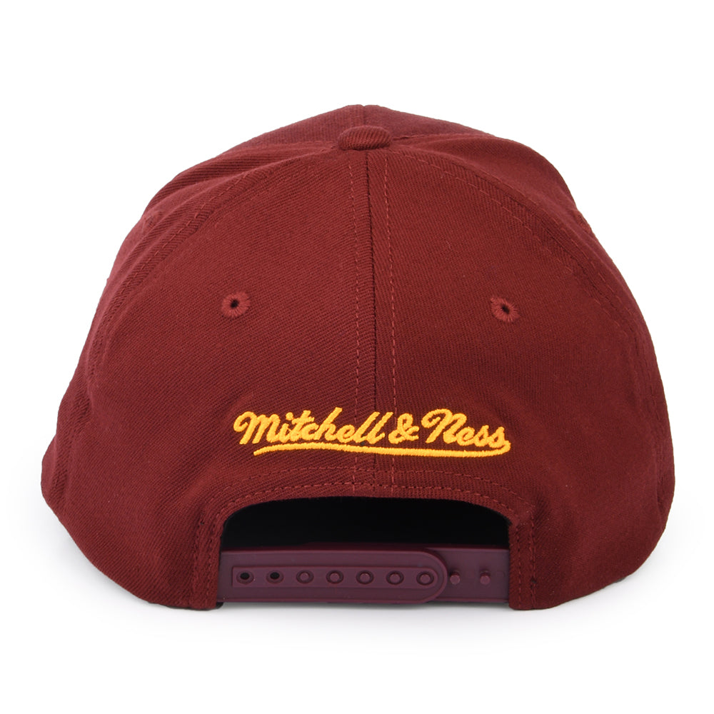 Casquette NBA Team Ground Stretch Cleveland Cavaliers bordeaux MITCHELL & NESS