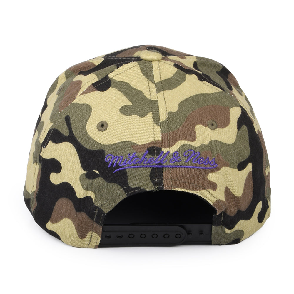 Casquette Snapback NBA Woodland Desert Stretch L.A. Lakers camo MITCHELL & NESS
