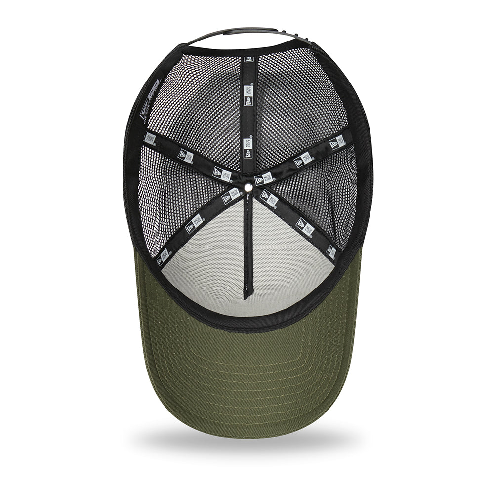 Casquette Trucker Location Icon A-Frame Waikiki Beach olive-blanc NEW ERA
