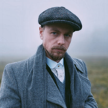 Casquette Gavroche en Tweed du Donegal Épais à Chevrons Errigal anthracite-multi JAXON & JAMES