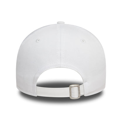 Casquette Femme 9TWENTY NBA White Crown Chicago Bulls blanc-rouge NEW ERA