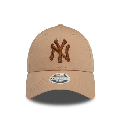 Casquette Femme 9FORTY MLB Metallic New York Yankees taupe NEW ERA