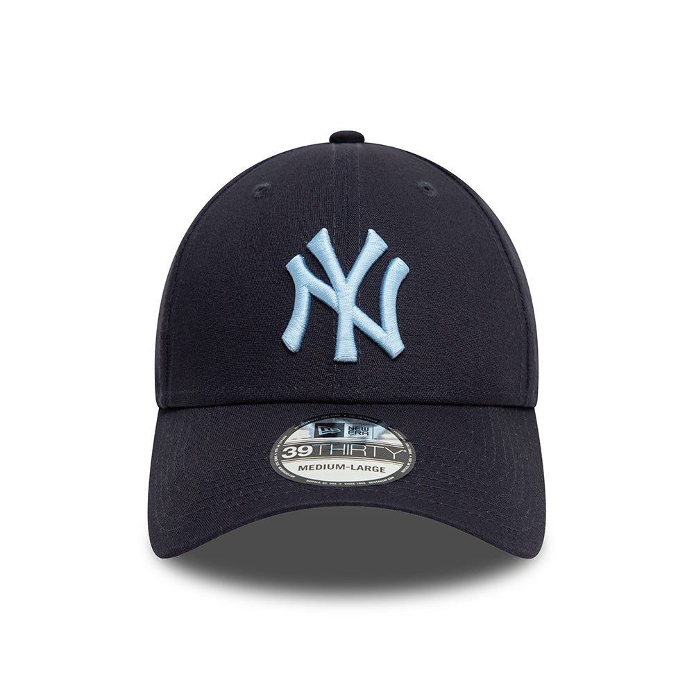 Casquette 39THIRTY MLB League Essential New York Yankees bleu marine-bleu ciel NEW ERA
