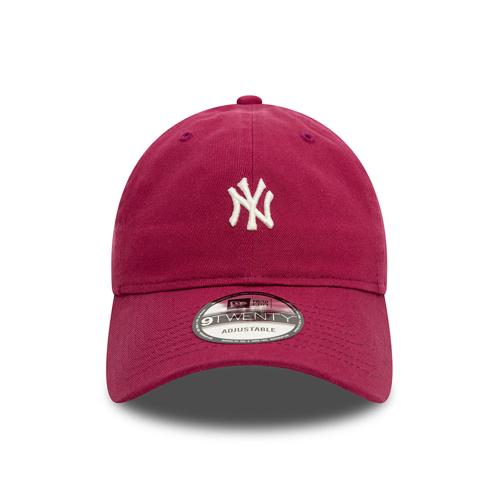 Casquette 9TWENTY MLB Mini Washed New York Yankees rouge cerise NEW ERA