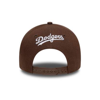 Casquette Snapback 9FORTY MLB Outline Script A-Frame L.A. Dodgers chocolat NEW ERA
