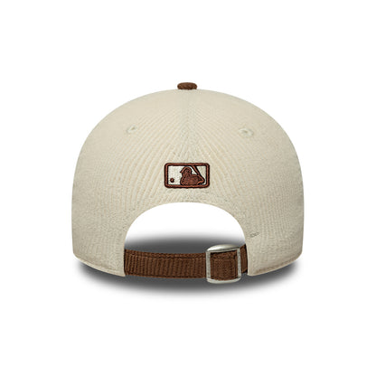Casquette 9FORTY M-Crown MLB Cord New York Yankees crème-marron profond NEW ERA