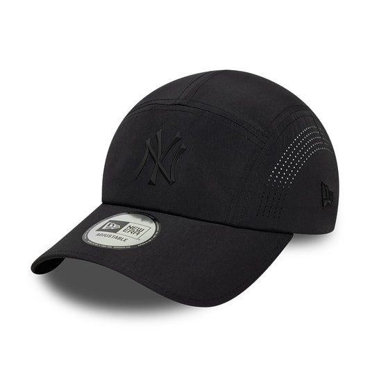 Casquette 5 Panel MLB Tech Midi Runner New York Yankees noir sur noir NEW ERA