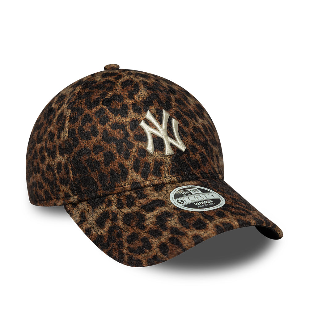 Casquette Femme 9FORTY MLB Cosy Leopard New York Yankees marron profond NEW ERA