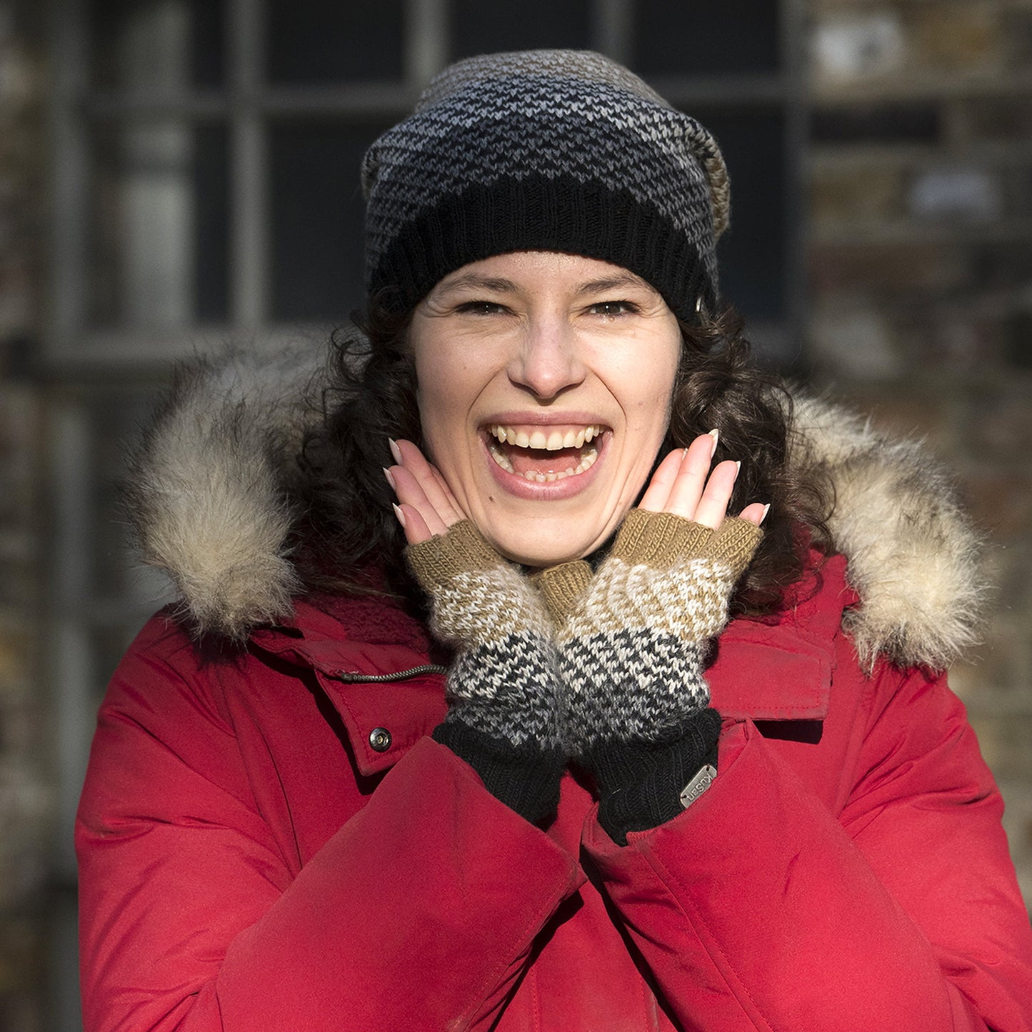 Bonnet Boutonné Jacquard noir-crème KUSAN