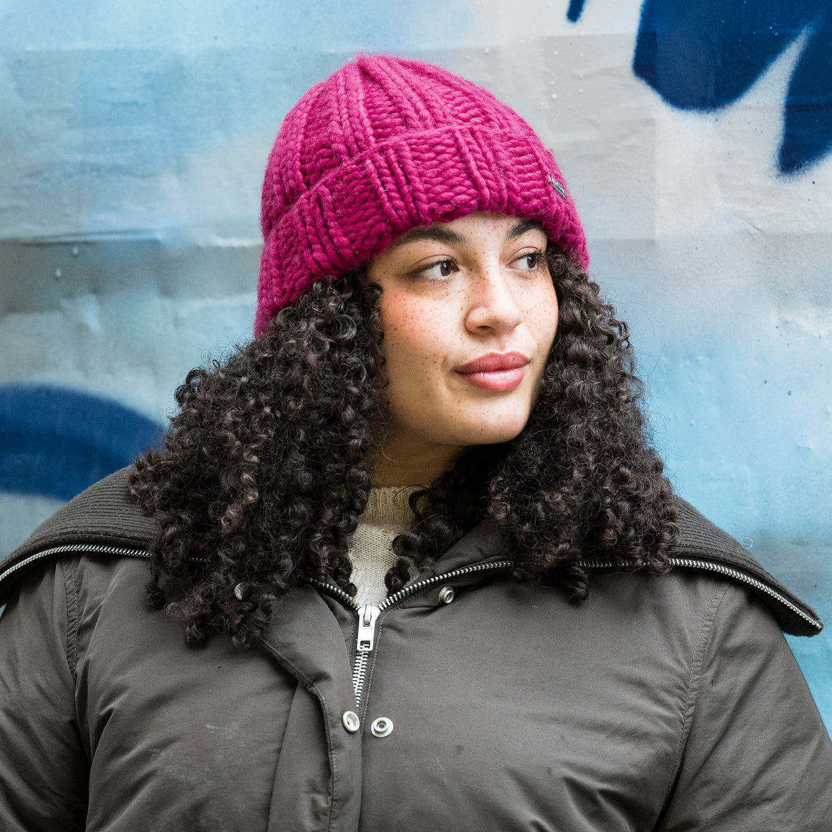 Bonnet à Revers Grosses Côtes magenta KUSAN
