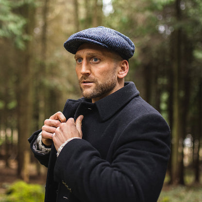 Casquette Gavroche en Tweed du Donegal Épais à Chevrons Pettigo bleu marine-noir JAXON & JAMES