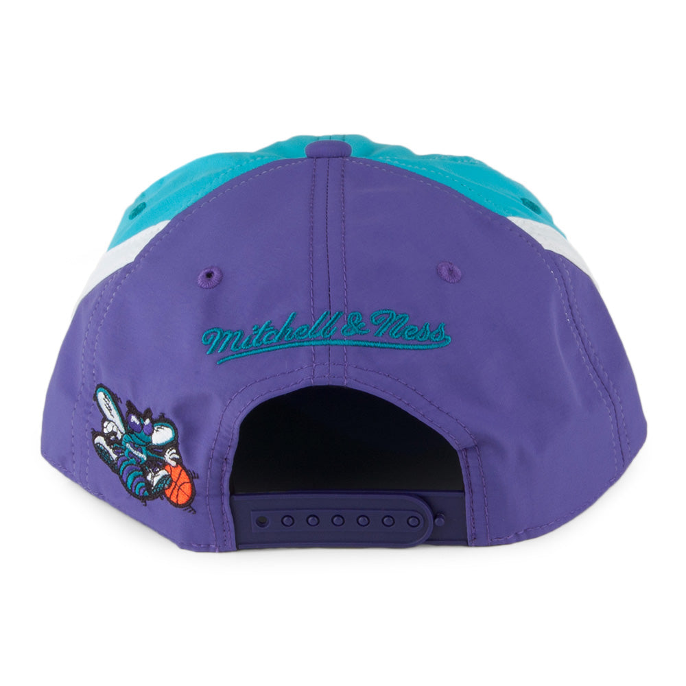 Casquette Snapback Anorak Charlotte Hornets bleu sarcelle-violet MITCHELL & NESS