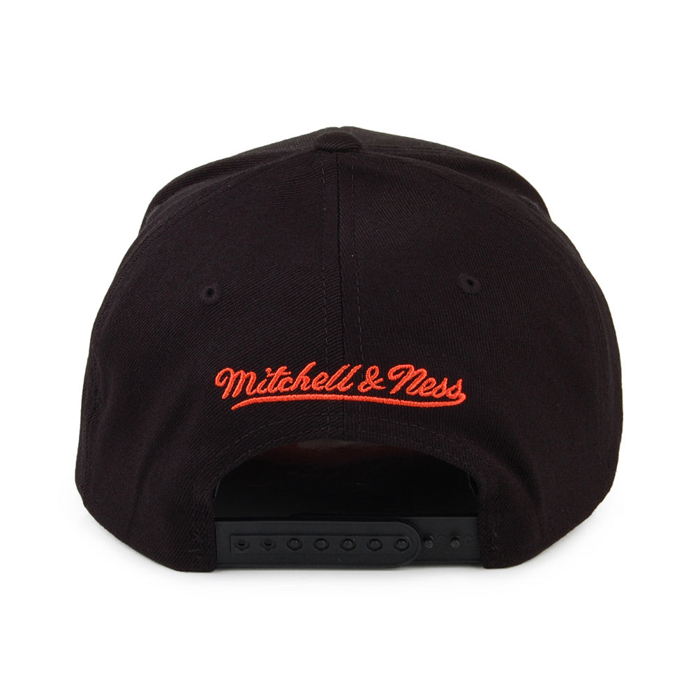 Casquette Snapback Chrome Logo New York Knicks noir MITCHELL & NESS