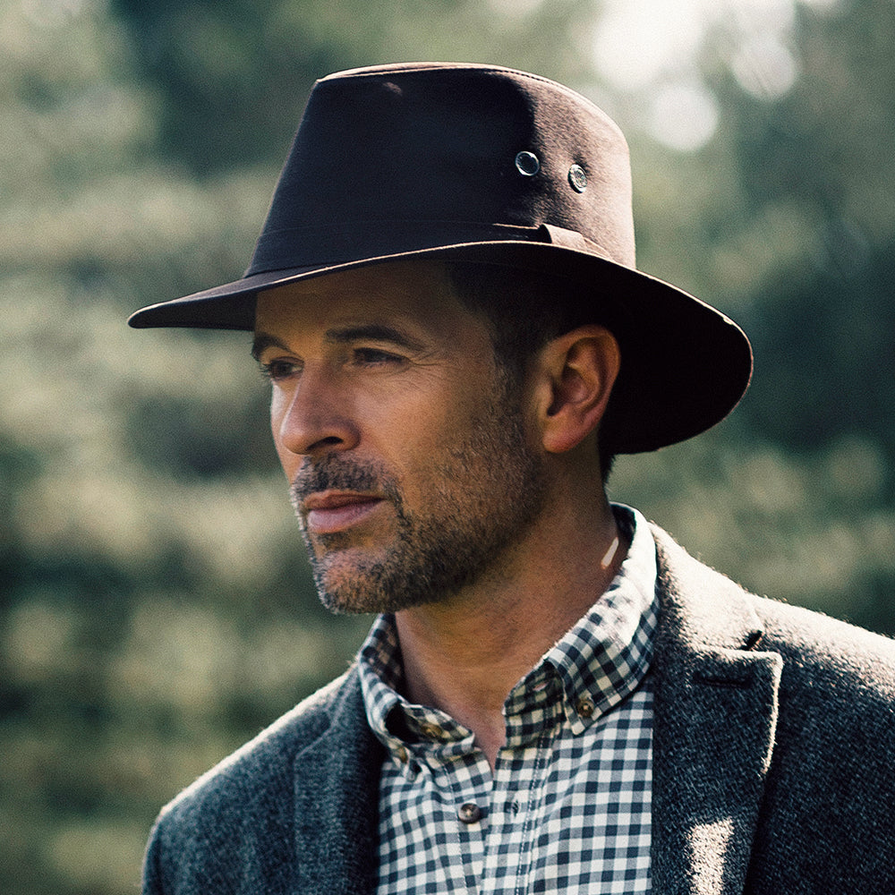 Chapeau Fedora en Coton Ciré Hydrofuge Drifter marron FAILSWORTH