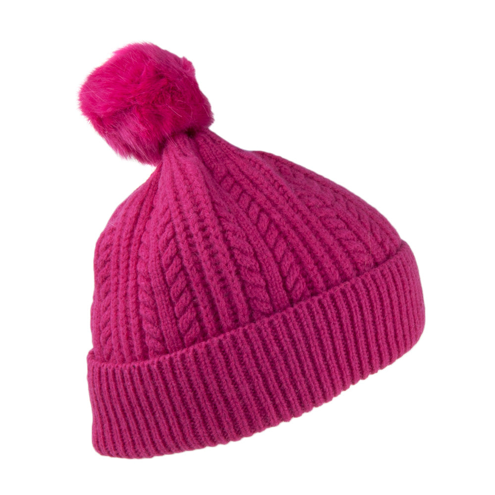 Bonnet à Pompon en Fausse Fourrure et Fines Torsades rose JOULES