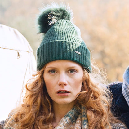 Bonnet à Pompon en Fausse Fourrure Kenzie forêt BARTS
