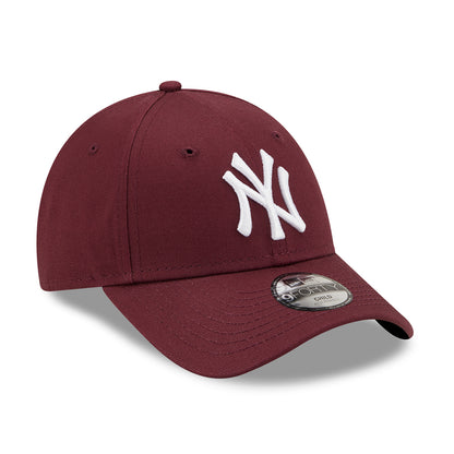 Casquette Enfant 9FORTY MLB League Essential New York Yankees bordeaux-blanc NEW ERA