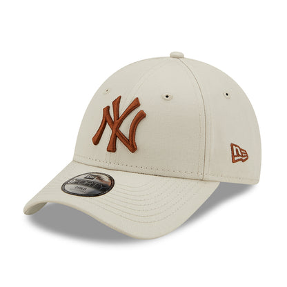 Casquette Enfant 9FORTY MLB League Essential New York Yankees pierre-caramel NEW ERA